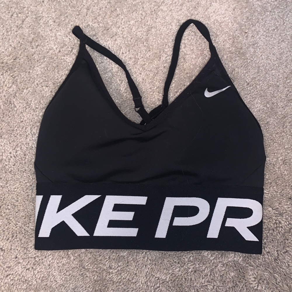 nike pro sports bra